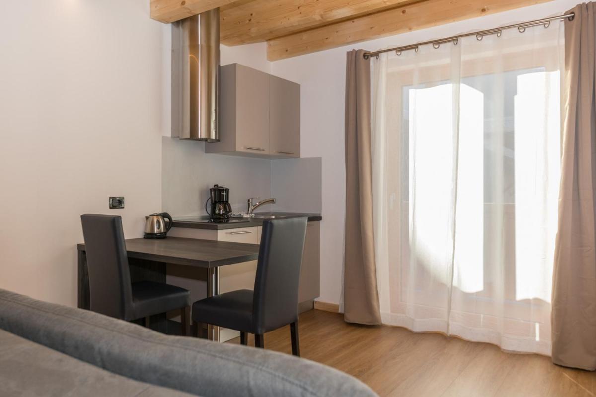 Latemar Fiemme Apartments Tesero Bagian luar foto
