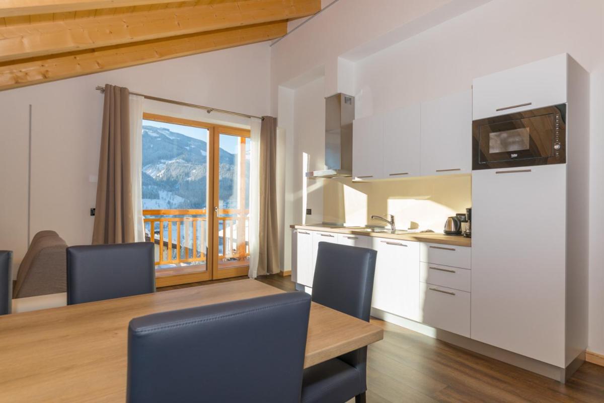 Latemar Fiemme Apartments Tesero Bagian luar foto