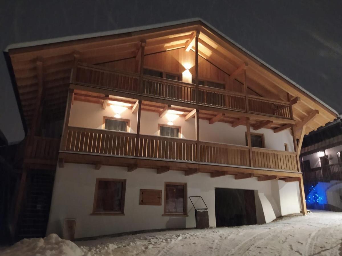 Latemar Fiemme Apartments Tesero Bagian luar foto