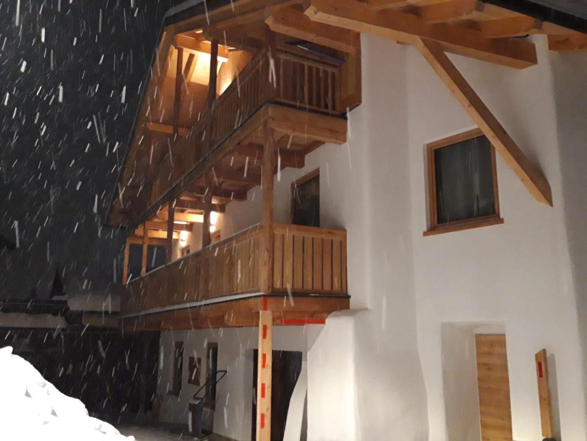 Latemar Fiemme Apartments Tesero Bagian luar foto