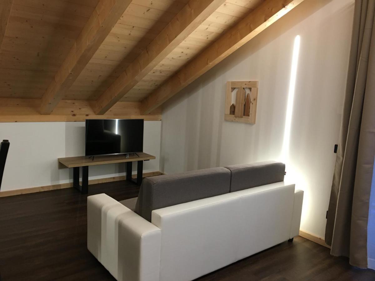 Latemar Fiemme Apartments Tesero Bagian luar foto
