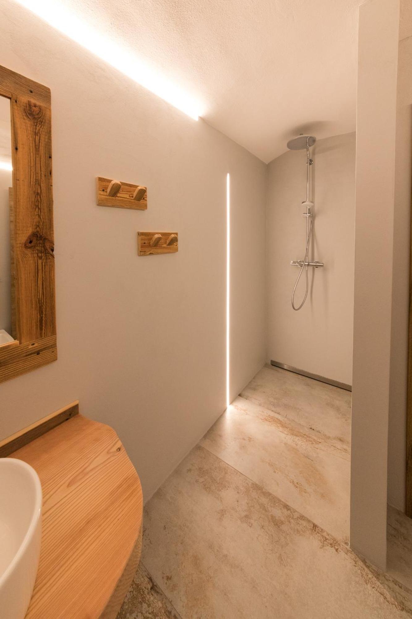 Latemar Fiemme Apartments Tesero Bagian luar foto