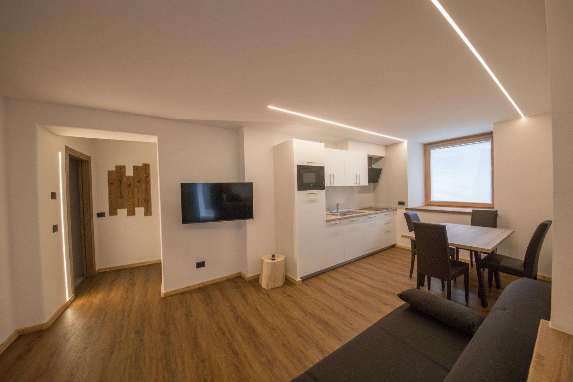 Latemar Fiemme Apartments Tesero Bagian luar foto